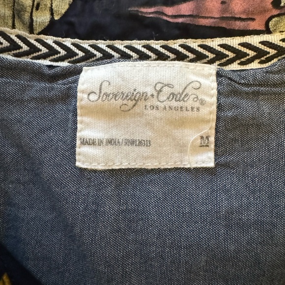 Sovereign Code Shirt with Pattern - Picture 5 of 5